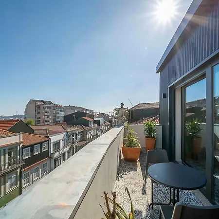 Palacio Fenizia Lux מלון דירות 3*