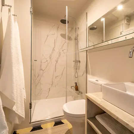 מלון דירות Palacio Fenizia Lux 3*